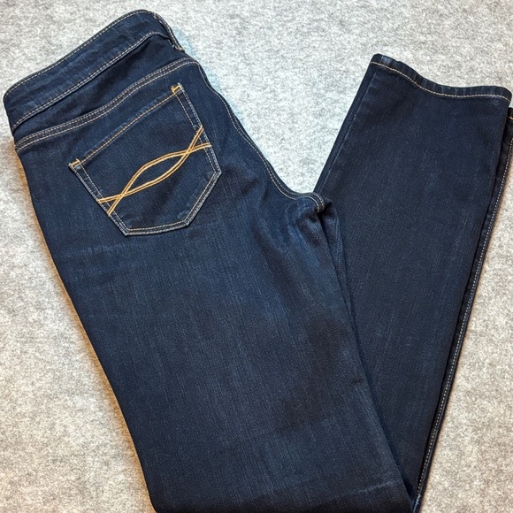 Abercrombie & Fitch Skinny Jeans Dark Wash Size 4S (27/31) 👖✨ - Picture 2 of 12